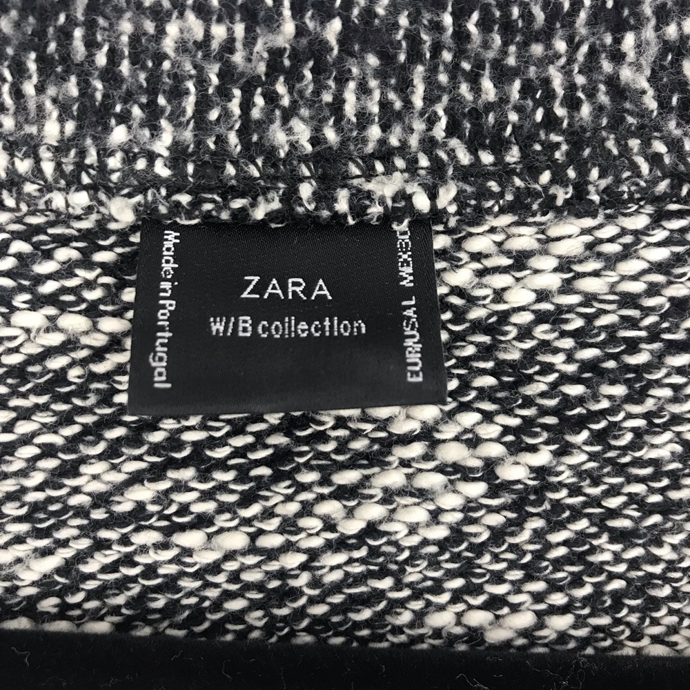 Zara W/B Collection Mixed Knit V-Neck Sweater with Brooch Black/White Size L - Picture 5 of 10